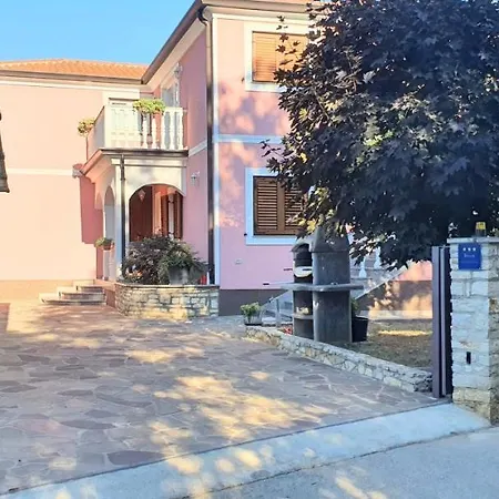 Radmila 2 Apartment Gedići
