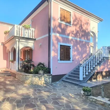 Radmila 2 Apartment Gedići