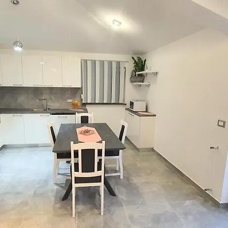 Radmila 2 Apartment Gedići